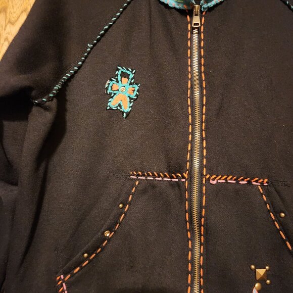 Black Southwestern Embroidered Zip-Up Jacket W/ Bull & Cross Accents Size M - Picture 5 of 8